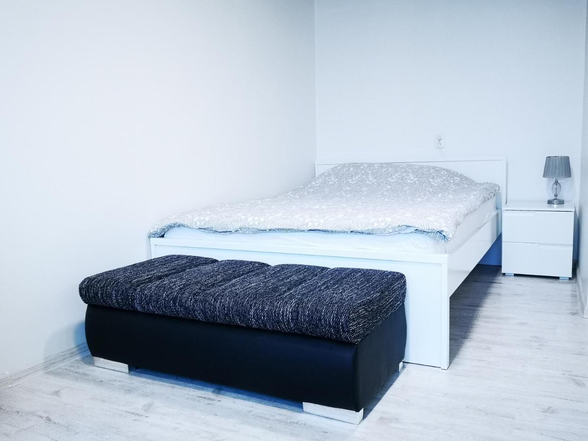Black & White Studio Anykščiai Екстериор снимка